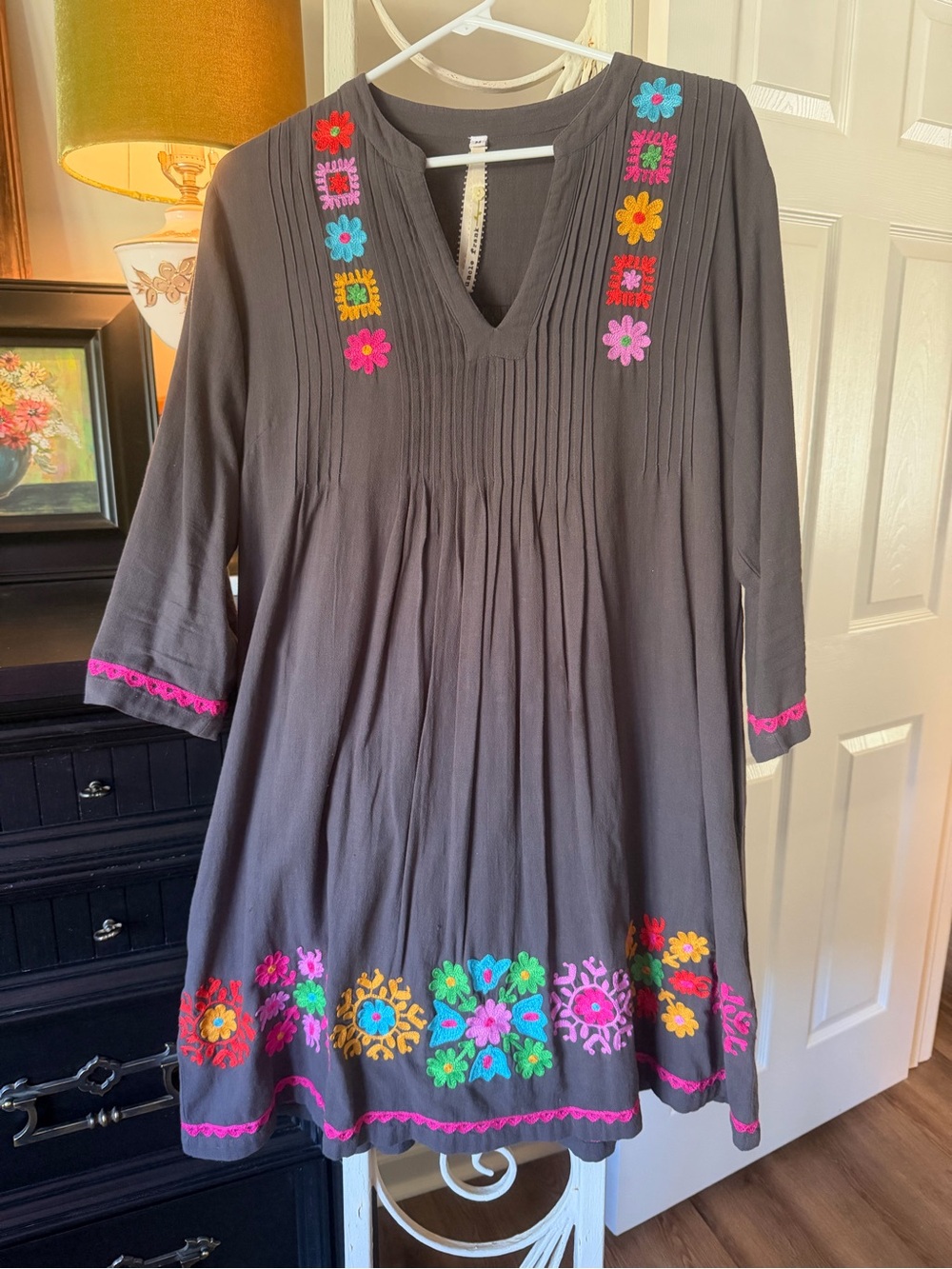 Uncle Frank Embroidered Boho Dress Medium Charcoal Floral 3/4 Sleeve